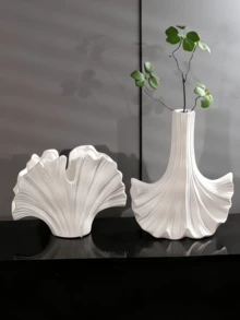 1pc Minimalist White Petal Shaped Resin Vase, This Elegant Petal Vase Is Perfect For Displaying Artificial Or Fresh Flower Stems On Coffee Tables, Shelves, Adding A Fashionable Touch To Living Room And Bedroom, An Ideal Choice For Modern Home Decor, Christmas Gift, And Winter Decoration. - Multicolor - View 10