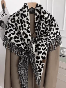 1pc Fashionable Leopard Print Fringe Scarf, Versatile High-End Winter Shawl