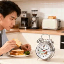 1 peça de despertador mecânico retrô com corda, relógio de mesa criativo vintage para estudantes, quarto, decoração de casa, relógio de metal antigo extra alto