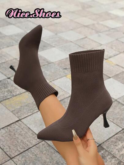 2025 Nuevas botas de tobillo de punta fina para mujer, botas de tobillo elegantes, botas de tacón alto cómodas y minimalistas de moda que estilizan, versátiles para usar con varios atuendos, disponibles en negro, beige, burdeos, rojo, rojo tinto