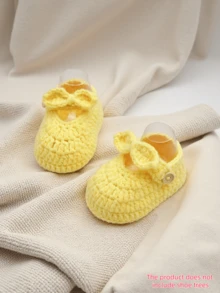 1 Paar handgefertigte gehäkelte Babyschuhe mit Schleife, gestrickte Krabbelsocken für den Innenbereich