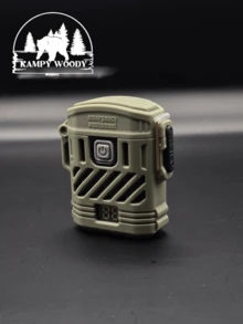 Encendedor portable con linterna, recargable ideal para camping, senderismo y excursionismo. - Verde Oliva - Ver 3