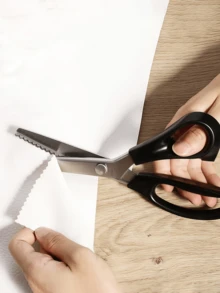 1 pieza Tijeras resistentes para cortar tela, tijeras dentadas, tijeras para scrapbooking con bordes decorativos para adultos, perfectas para diversos tejidos de costura, y papel kraft, herramienta de sastre profesional de mano.