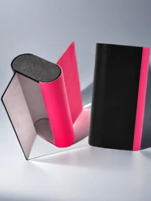 XIANG YU 双层眼镜盒，适用于老花镜和薄款眼镜。一个盒子可容纳两副眼镜。多种颜色可选。内含绒布保护眼镜。眼镜收纳盒。非常适合日常使用和旅行。