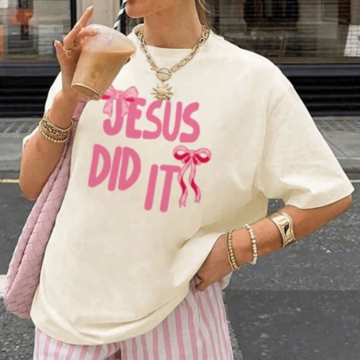 Camiseta de Algodão Estampa Jesus Did It 555 cristã Linda Look Igreja Jesus Feminina Rosa Look Despojado