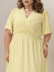 Duna Women's Plus Size Wrap Midi Dress With Short Sleeves - Yellow - View 3