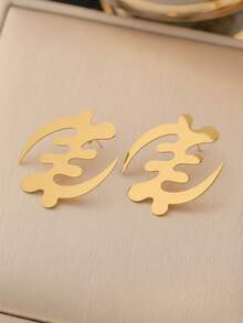 2pcs Medium Size Gold-Tone Women's Earrings, Unique Style, Stainless Steel Material With Artistic Flowing Details Pattern, Suitable For Daily Wear, Party Occasions, All Seasons Fashion Jewelry