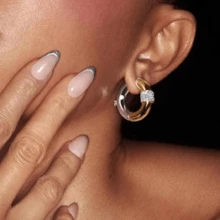 1 Pair Elegant Zirconia Decor Contrast Color Hoop Earrings, Suitable For Women's Daily And Wedding Wear, Gift - Earrings - View 2