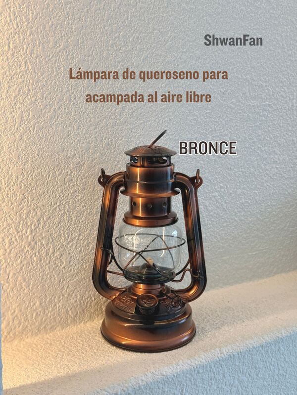 Lámpara de camping vintage de queroseno.Linterna clásica.Colores más vendidos Bronce antiguo / Negro mate / Plata / Verde militar mate.Ambiente exterior y similares, con gran resistencia duradera..Chapa de acero galvanizado, pantalla de lámpara de vidrio resistente al calor.