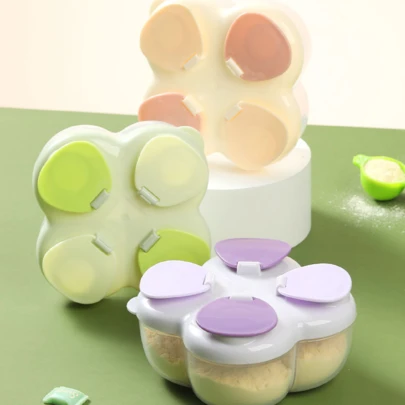 1pc 4-Grid Milk Powder Dispenser, Clover Portable Baby Milk Powder Box, Milk Powder Container For Outdoor Use, Newborn Milk Powder Divider, Suitable For Daily Travel