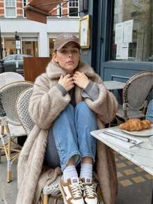 2025秋冬新款女士宽松中长款仿皮草轻薄外套，适合夜间外出、日常穿着、街头风、旅行、早午餐、乡村音乐节等场合。 - 淺灰色 - 查看 5