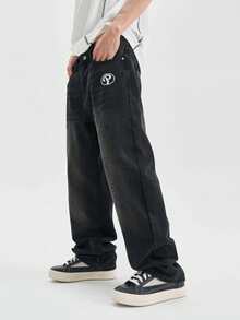 Jeans holgados y acampanados de estilo vintage para hombres con detalles de borde crudo - Denim azul, estilo callejero, lavable a máquina, cómodo durante todo el año, con patrones bordados, detalles de estilo de alta calle, pantalones vaqueros de ropa de calle | Denim de estilo callejero | Pantalones vaqueros de unicolor