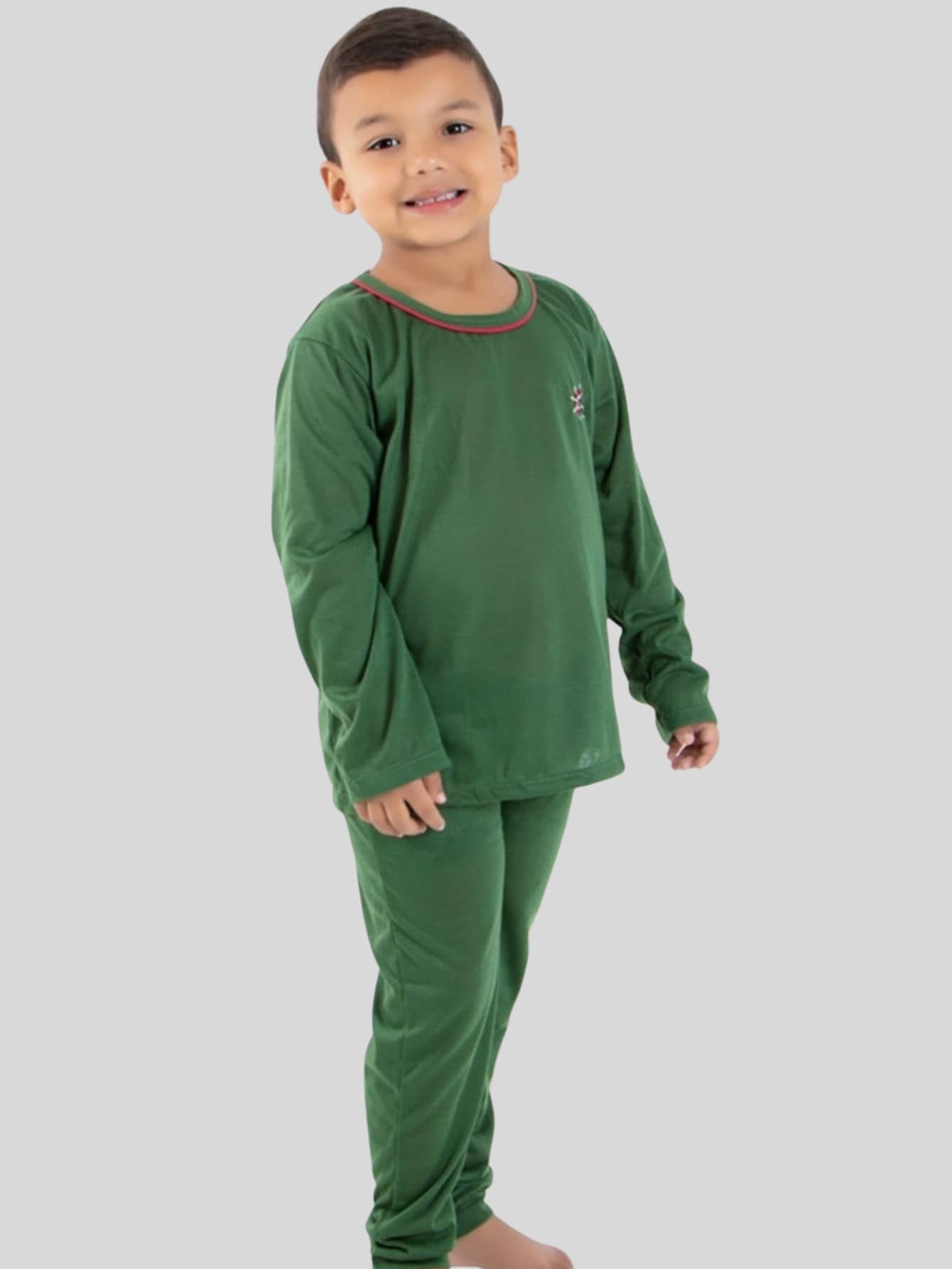 Pijama Infantil Com Manga Longa e Detalhe na Gola