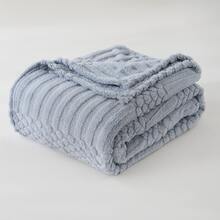 Throw Blanket - Soft & Fluffy Fleece, Cute & Aesthetic, Perfect For Sofa, Couch, Chair, Bed, Living Room & Bedroom, All-Season Use, Plush & Cozy Decorative Blanket