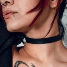 1 Piece Women's Minimalist Casual Smooth Synthetic Leather Choker - 黑色 - 查看 1