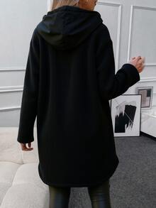 Chaqueta de mujer de felpa con capucha, medio largo y anudada con botones - Abrigo cálido y moderno con abertura lateral - Negro - Ver 2