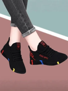 Calzado De Caminata Para Muje,Un Par De Zapatos Deportivos Transpirables De Malla Con Suela De Ligera Para Actividades Al Aire Libre,Nuevas zapatillas deportivas para mujer.Zapatillas deportivas minimalistas con cordones para mujer.Zapatillas De Tenis Para Mujer, Zapatos Comodos Mujer, zapatos deportivos de mujer transpirables con cordones - Negro y rojo - Ver 2