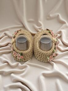 1 Pair Handmade Crochet Flower Pattern Infant Pre-Walker Shoes/Socks - Khaki - View 7