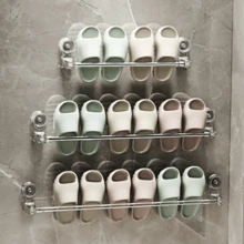 这款浴室毛巾架采用可伸缩吸盘设计，配备镀铬双杆吸盘，节省空间，可壁挂安装，是理想的浴室收纳架。可伸缩杆设计使其成为圣诞节和万圣节的完美礼物之选。