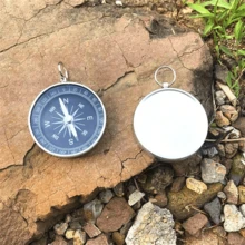 复古青铜防水锌合金指南针带夜光指示器 - 无需电池，非常适合徒步旅行和户外探险，翻盖口袋，导航工具，登山