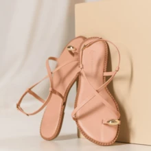 Women's Flat Flip Flop Sandals With Buckle And Thin Straps, Easy To Wear Beach Sandals - 裸體 - 查看 6