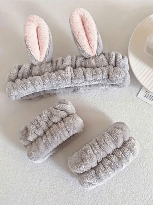 3 Pieces Set Of Fluffy Headband And Wristband, Solid Color Elastic Rabbit Ear Decoration Headband, Soft Wristband, Suitable For Washing Face And Makeup. Women's Headband Bath Towel Set. Hair Accessories