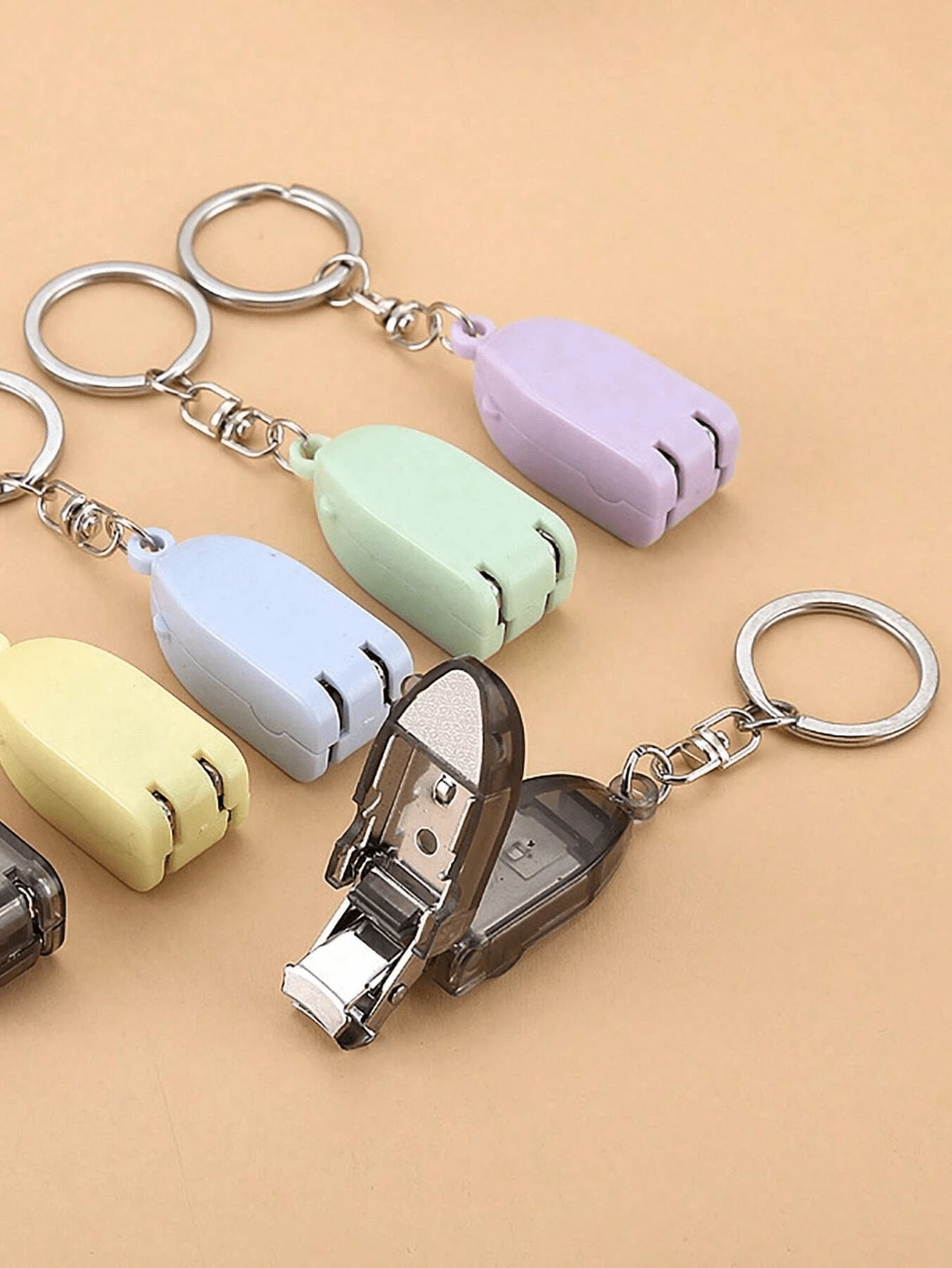 1pc Portable Mini Foldable Nail Clipper Keychain, Transformable Nail Cutter, Nail Trimmer With Key Chain For Boyfriend/Girlfriend Gift Backpack For School Christmas Bag Charms Car Teacher Sister Gift Ideas - Multicolor - View 1