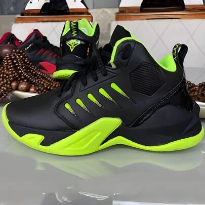 Bota Esportiva Masculina Cano Alto Basquete - Estilo, Conforto e Desempenho