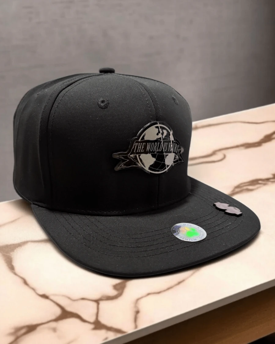 Gorra Semicurva Barbas "The World is Yours" - Negro - Ver 1