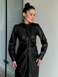 فستان قميص أنيق من الجلد الصناعي الأسود للنساء، متوسط الطول، طوق واسع، أكمام طويلة، تفاصيل مطوية أمامية بأزرار، مثالي لمناسبات الحفلات - الأسود - مشاهدة 4