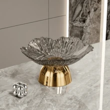 Litivibecho Elegant Multi-Tier Kitchen Fruit Basket, Also Serves As A Fruit Bowl, Display Bowl, Or Vegetable Snack Tray. Features Durable Plastic Oval Trays With A Delicate Leaf Design, Perfect For Kitchen And Living Room Decor. Festive Plastic Trays Can Hold Desserts, Candies, And Snacks, Or Function As A Coffee Table Tray. - 透明灰+金底 - 查看 9