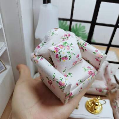 Dollhouse Mini Sofa, Mini Single Sofa, Mini Double Sofa,Mini Model Sofa With Pillow, Decorative Home, DIY Decorative Small Sofa, Wonderful Cabin Decoration, Small Sofa Set Model Set, Birthday Gift, Family Decoration, Atmosphere Decoration, Holiday Supplies,Birthday Gifts, Party, Halloween, Carnival Decorations
