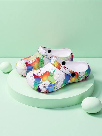 صندل رجالي منزلي مطبوع بطبعات عشوائية من الكاموفلاج، مناسب للاستخدام اليومي والتجمعات الشاطئية، ذو قاع مسطح مريح للاستخدام الداخلي والخارجي