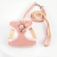 1 pieza Chaleco con correa para perro estilo arnés y correa para perro oso de peluche, correa antideslizante para cachorros con decoración de flores, adecuado para perros y gatos pequeños y medianos, suave y transpirable, ajustable