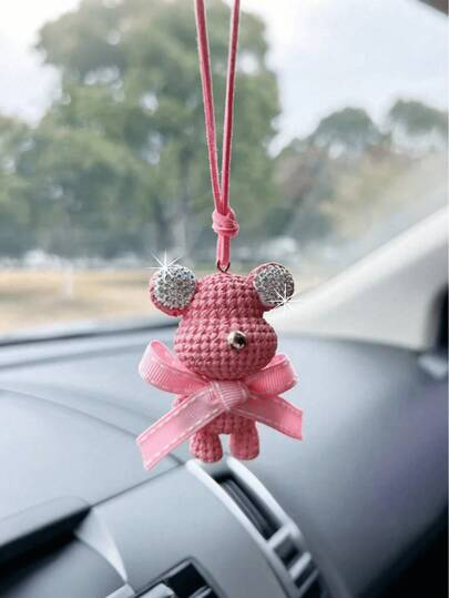 قلادة سيارة صغيرة مزينة بخيوط الألماس، قلادة زخرفية لسيارة بشكل دمية مع فيونكة، هدية عيد ميلاد أو مناسبة مميزة