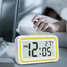BOSSNEY Reloj digital, reloj que dice la hora, reloj despertador digital, reloj despertador para ciegos, ancianos y personas con problemas de audición, reloj digital en inglés a pilas. - Verde - Ver 10