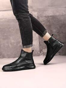 Botines de hombre antideslizantes y amortiguadores de otoño,Botas de hombre con cremallera lateral de cuero negro brillante ,High-top botas antideslizantes resistente al desgaste, cómodo casual transpirable suela gruesa botas de los hombres, de interior y al aire libre cuatro estaciones se puede usar Botas de hombre - Negro - Ver 4