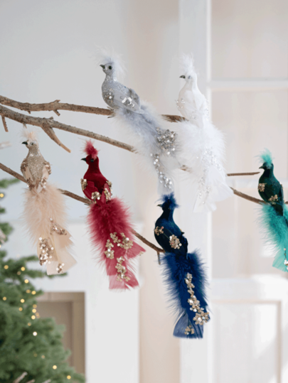 2 pássaros artificiais de Natal - Pombas brancas com penas de espuma. Enfeites ideais para prender em árvores de Natal, casamentos, guirlandas e artesanatos. Pássaros brancos artificiais com mini pombas emplumadas para decoração e prendedores. Perfeitos para decoração de árvores de Natal, casa, jardim e festas de casamento.