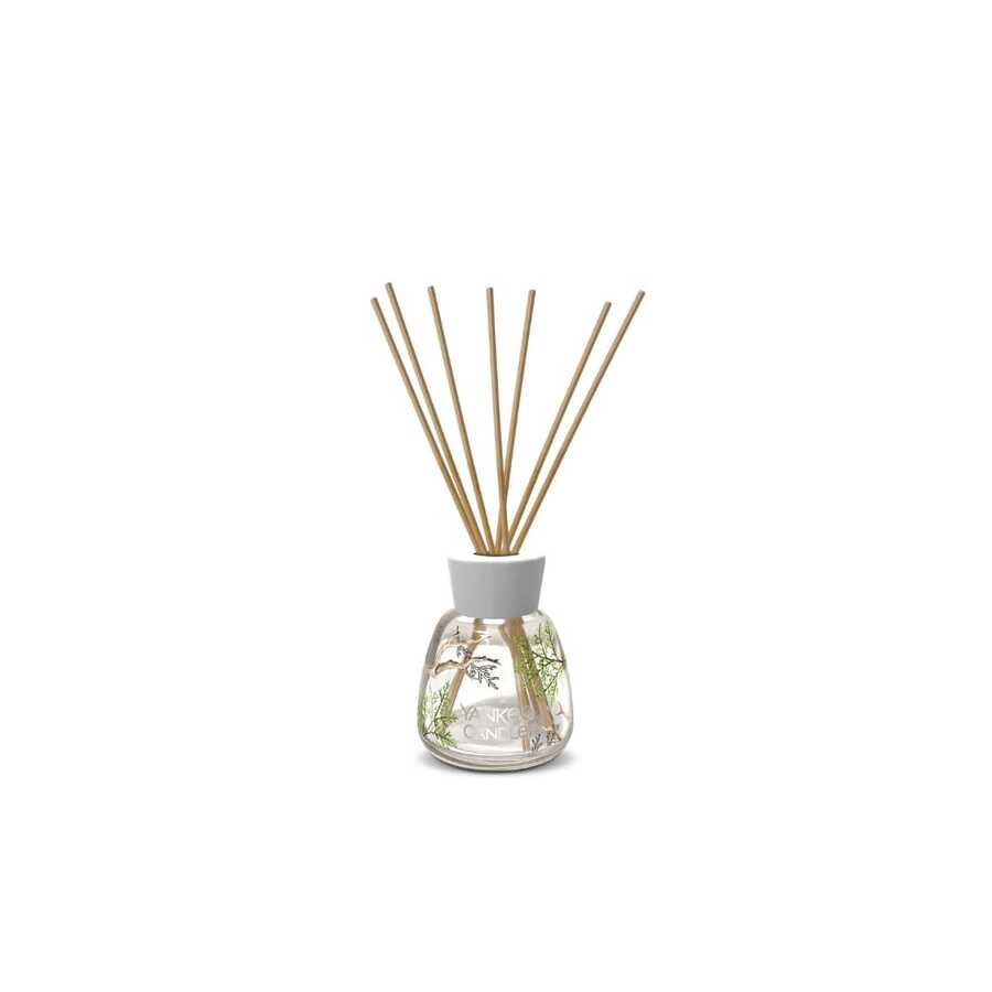Yankee Candle - Bayside Cedar Reed Diffuser - Apricot - View 1