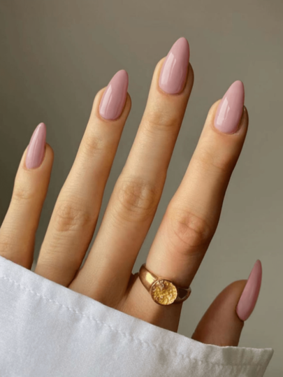 Upgrade Your Look. 24-Piece Long Almond-Shaped Wearable Nails, Fashionable And Simple Solid-Color Press-Type False Nails, Paired With Jelly Glue And Nail Files, Suitable For Ladies And Women's Daily Gatherings And Festivals
