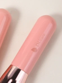 DU care Brocha de maquillaje grande 2025 Clásica Rosada Mágica Brocha de Fundación | La Definitiva Kabuki de Tapa Plana Para una Base Impecable y Sin Rayas | Vegana, Libre de Crueldad, Brocha Facial Sintética | Aplicación Fácil de Líquidos y Cremas de Fundación | Tus Herramientas de Maquillaje Imprescindibles, Fáciles de Usar y Nuevo Imprescindible | Herramienta de Maquillaje de Alta Calidad, Regalos Cosméticos para Artistas de Maquillaje Profesionales