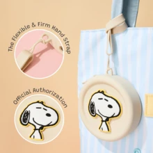 Miniso 史努比系列硅胶零钱包（乳白色），轻巧便携，节日派对礼物迷你钱包 - 白色 - 查看 2