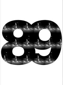 定制圣诞礼物，可定制1至99的数字、2026岁生日照片、A、B、C、D、E字母主题照片、成长照片拼贴画，生日礼物、圣诞照片礼物，母亲节和父亲节的完美礼物，送给爱人和朋友的理想礼物。秋季家居焕新，圣诞装饰，营造温馨家居氛围，办公室装饰，优雅生活