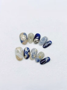 10片手工椭圆形假指甲贴纸，蓝金相间，饰以3D立体花卉图案，轻奢高端，冬季百搭Y2K风格——“爱自己”励志设计，纯手工制作，适合女孩和女士，可重复使用，适用于婚礼、派对、节日和其他场合的美甲。 - 彩色 - 查看 4