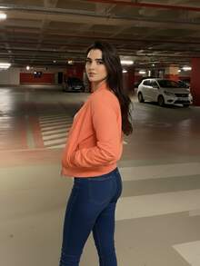 MODA MANIA Chamarra Bomber Vinipiel Afelpada Crop para Mujer Chaqueta de Beisbol Cortavientos Ligera con Cierre Cremallera Estilo Casual y Urbano para Otoño e Invierno - Naranja Coral - Ver 2