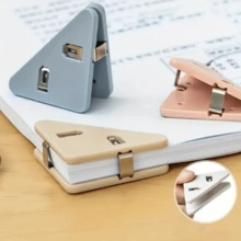 1Set Colorful Triangle Paper File Clips,Sealing Clips,Decorative Tools,Bookmark ,Color And Style Are Random, Plastic, Multipurpose & Non-Slip, Ideal For Office, Study, Documents & Storage,Gifts, Christmas, Halloween, New Year