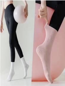 1/3 زوج جوارب يوجا للنساء مانعة الانزلاق، جوارب بيلاتس مانعة الانزلاق للنساء، جوارب بيلاتس لاصقة، جوارب يوجا وباليه مزودة بنعل مانع للانزلاق، جوارب رياضية للباليه والرياضات اللياقة البدنية
