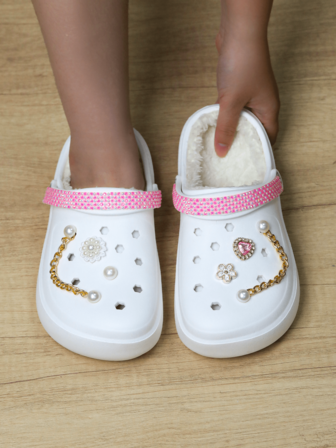 CIVHOM 女士冬季毛绒内衬一脚蹬木屐 - EVA 拖鞋室内/室外家居鞋，舒适织物衬里，适合寒冷天气、室内、室外和派对使用，是万圣节、圣诞节、冬季鞋类的理想礼物