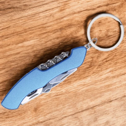 Navaja Multifuncional 7 en 1 con Arillo reforzado para Llaves, Incluye  Navaja, Tijeras, Destapador, Abrelatas, Desarmador de cruz,Lima y Sacacorchos es ideal para reparaciones rápidas o también para un perfecto regalo
