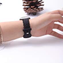 1pc Flower Pattern Silicone Watchband Compatible With Apple Watch Series 11 Band 41/40/44/45mm/42mmS11/42mmS10/38/46/49mm Women/Men,Soft Skin-Well Bracelet Correas Adjustable Wristbands Compatible With Iwatch Series 11/10/9/8/7/6/5/4/3/SE 3/Ultra 3 Smartwatch Accessory